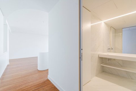 3 bedrooms apartment for sale in Barcelona, Catalonia, Spain № 3598 - photo 6