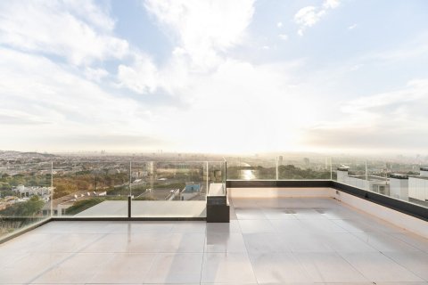 Сasa de 6 dormitorios en venta en Barcelona, Cataluña, Spain № 1533 - foto 18