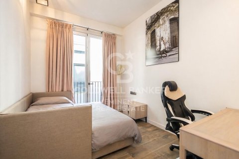 2 bedrooms apartment for sale in Barcelona, Catalonia, Spain № 7773 - photo 9