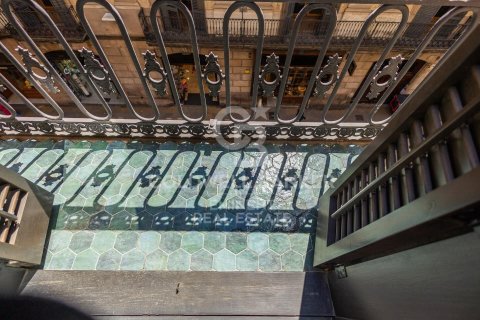 2 bedrooms apartment for sale in Barcelona, Catalonia, Spain № 7773 - photo 15