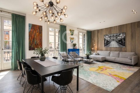 2 bedrooms apartment for sale in Barcelona, Catalonia, Spain № 7773 - photo 27
