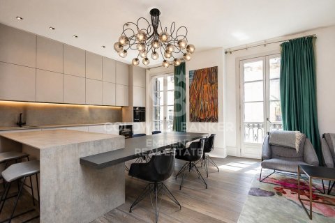 2 bedrooms apartment for sale in Barcelona, Catalonia, Spain № 7773 - photo 19