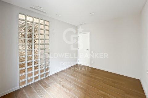 2 bedrooms penthouse for sale in Barcelona, Catalonia, Spain № 7771 - photo 2