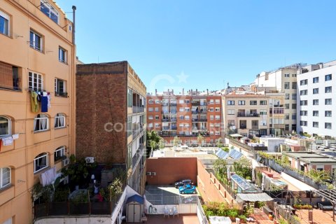 2 bedrooms apartment for sale in Barcelona, Catalonia, Spain № 7770 - photo 5