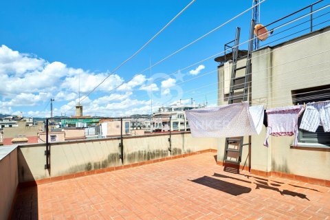 2 bedrooms apartment for sale in Barcelona, Catalonia, Spain № 7770 - photo 4
