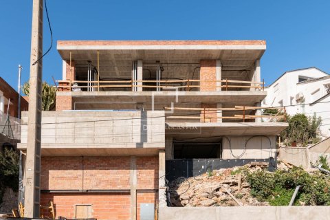 4 bedrooms villa for sale in Castelldefels, Barcelona, Catalonia, Spain № 3925 - photo 13
