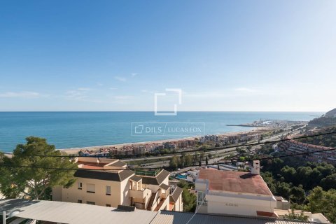 4 bedrooms villa for sale in Castelldefels, Barcelona, Catalonia, Spain № 3925