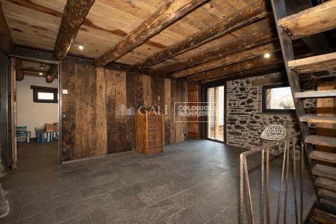 Купить виллу в Андорра, Испания с 4 спальни, 320м², № 5325 - фото 15