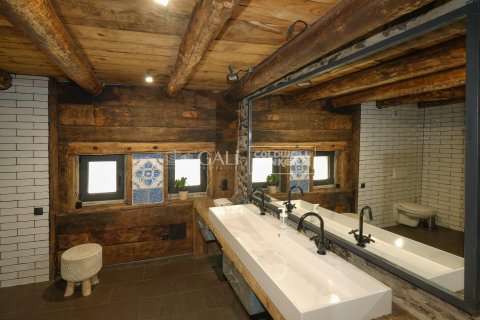 Купить виллу в Андорра, Испания с 4 спальни, 320м², № 5325 - фото 26