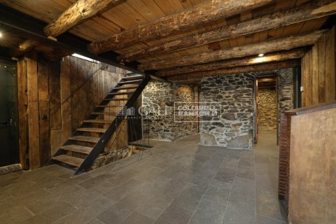 Купить виллу в Андорра, Испания с 4 спальни, 320м², № 5325 - фото 12