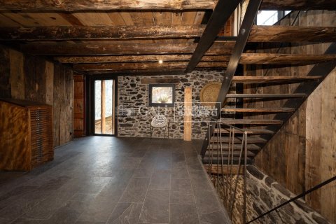 Купить виллу в Андорра, Испания с 4 спальни, 320м², № 5325 - фото 13