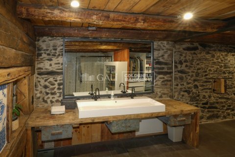 Купить виллу в Андорра, Испания с 4 спальни, 320м², № 5325 - фото 27