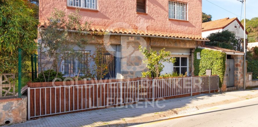230 sq.m. commercial property for sale in Sant Cugat Del Valles, Barcelona, Catalonia, Spain № 5323