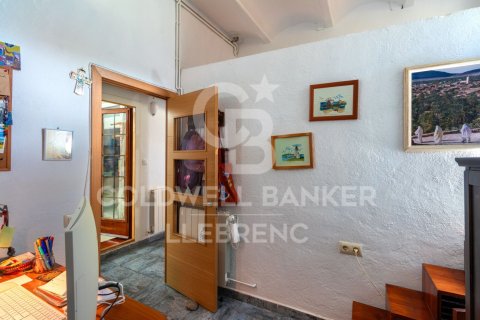 230 sq.m. commercial property for sale in Sant Cugat Del Valles, Barcelona, Catalonia, Spain № 5323 - photo 23