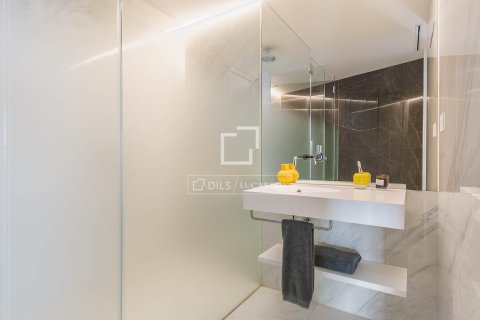 4 bedrooms apartment for sale in Barcelona, Catalonia, Spain № 4209 - photo 26