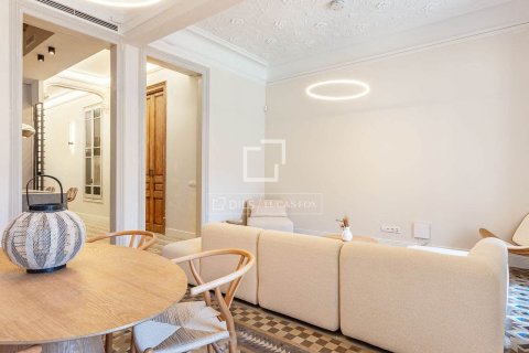 3 bedrooms apartment for sale in Barcelona, Catalonia, Spain № 4210 - photo 10