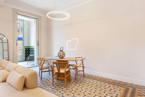 3 bedrooms apartment for sale in Barcelona, Catalonia, Spain № 4210 - photo 9