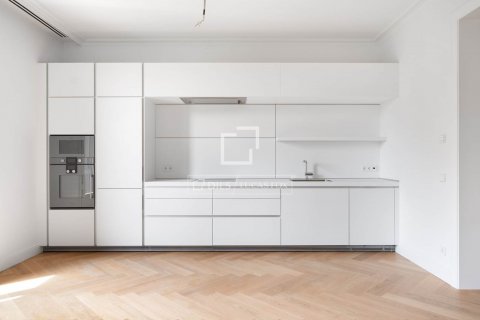 2 bedrooms apartment for sale in Barcelona, Catalonia, Spain № 8676 - photo 7