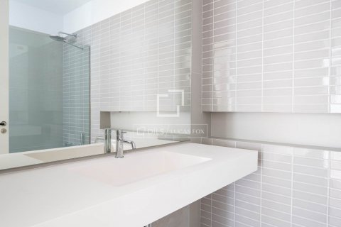 2 bedrooms apartment for sale in Barcelona, Catalonia, Spain № 8676 - photo 30