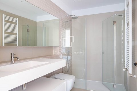 2 bedrooms apartment for sale in Barcelona, Catalonia, Spain № 8676 - photo 27