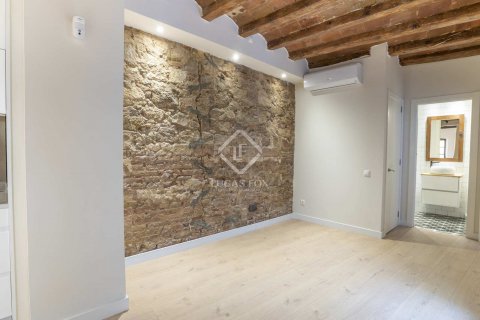2 bedrooms apartment for sale in Barcelona, Catalonia, Spain № 8672 - photo 28