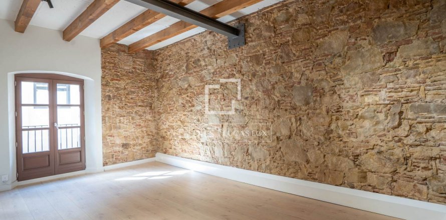 2 bedrooms apartment for sale in Barcelona, Catalonia, Spain № 8672