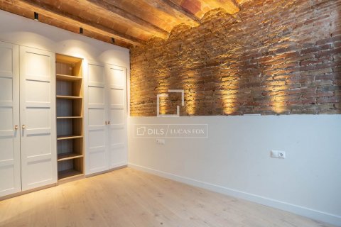 2 bedrooms apartment for sale in Barcelona, Catalonia, Spain № 8672 - photo 8