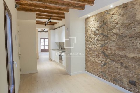 2 bedrooms apartment for sale in Barcelona, Catalonia, Spain № 8672 - photo 4
