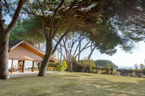 7 bedrooms villa for sale in Sant Andreu de Llavaneres, Barcelona, Catalonia, Spain № 8666 - photo 5