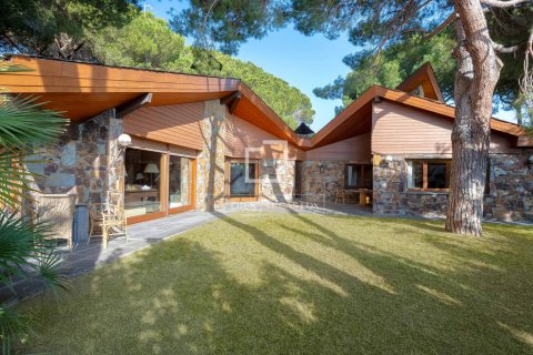 7 bedrooms villa for sale in Sant Andreu de Llavaneres, Barcelona, Catalonia, Spain № 8666