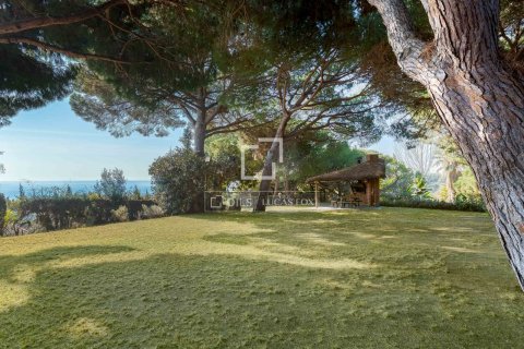 7 bedrooms villa for sale in Sant Andreu de Llavaneres, Barcelona, Catalonia, Spain № 8666 - photo 8