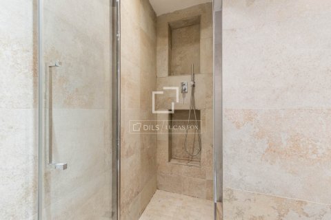 3 chambres apartment à vendre à Barcelona, Catalonia, Spain № 7236 - photo 13