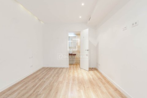 3 chambres apartment à vendre à Barcelona, Catalonia, Spain № 7236 - photo 3