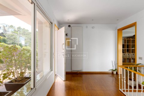 4 chambres villa à vendre à Cabrils, Barcelona, Catalonia, Spain № 7235 - photo 22