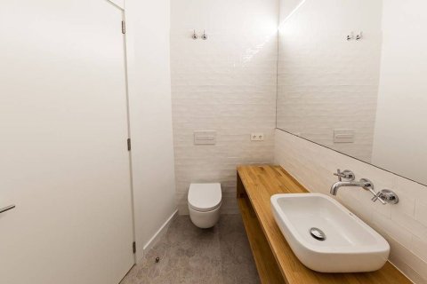 2 bedrooms apartment for sale in Barcelona, Catalonia, Spain № 6340 - photo 10