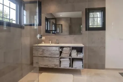 4 bedrooms house for sale in Santa Cristina d'Aro, Girona, Catalonia, Spain № 1468 - photo 15
