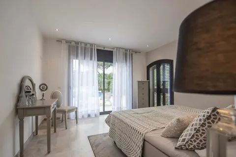 4 bedrooms house for sale in Santa Cristina d'Aro, Girona, Catalonia, Spain № 1468 - photo 12