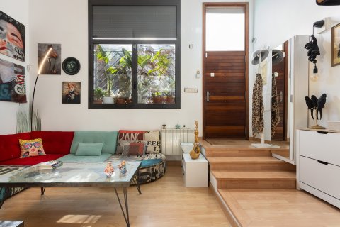 3 bedrooms apartment for sale in Barcelona, Catalonia, Spain № 1470 - photo 10
