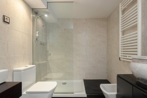 3 bedrooms apartment for sale in Barcelona, Catalonia, Spain № 1470 - photo 29