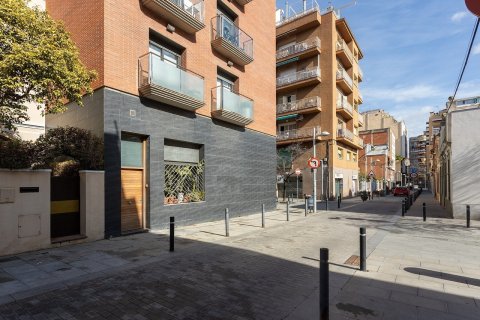 3 bedrooms apartment for sale in Barcelona, Catalonia, Spain № 1470 - photo 3