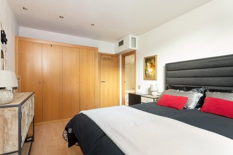 3 bedrooms apartment for sale in Barcelona, Catalonia, Spain № 1470 - photo 16