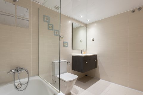 3 bedrooms apartment for sale in Barcelona, Catalonia, Spain № 1470 - photo 19