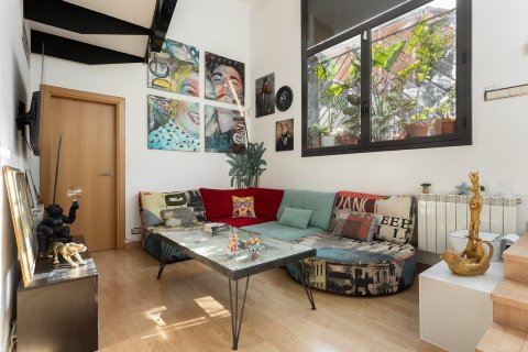 3 bedrooms apartment for sale in Barcelona, Catalonia, Spain № 1470 - photo 7