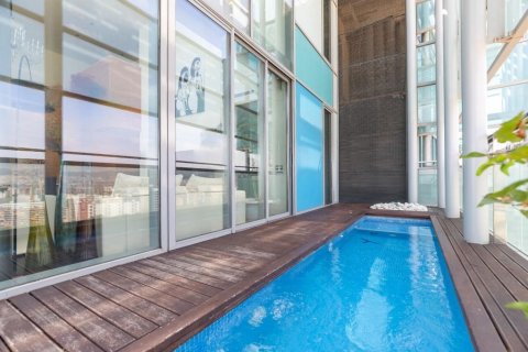 Купить квартиру в Барселона, Испания с 4 комнаты, № 1466 - фото 8