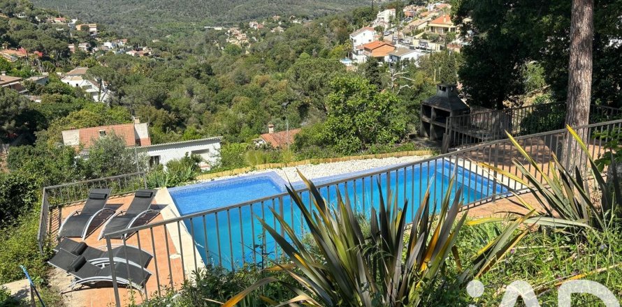 5 bedrooms house for sale in Argentona, Barcelona, Catalonia, Spain № 8996