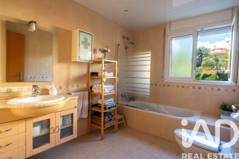 7 bedrooms house for sale in Sant Vicenc De Montalt, Barcelona, Catalonia, Spain № 8995 - photo 21
