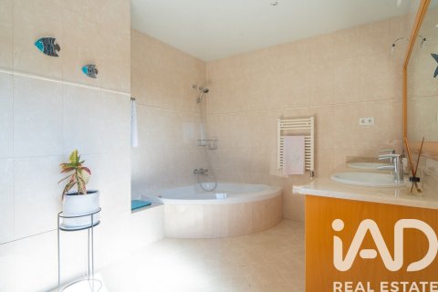 7 bedrooms house for sale in Sant Vicenc De Montalt, Barcelona, Catalonia, Spain № 8995 - photo 25