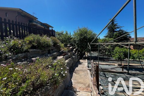7 bedrooms house for sale in Sant Vicenc De Montalt, Barcelona, Catalonia, Spain № 8995 - photo 12