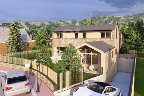 4 bedrooms house for sale in Girona, Catalonia, Spain № 7815