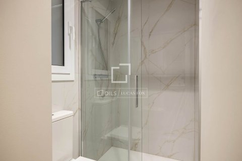 2 bedrooms apartment for sale in Barcelona, Catalonia, Spain № 6454 - photo 28